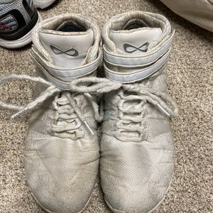 Nfinity high top cheer shoes